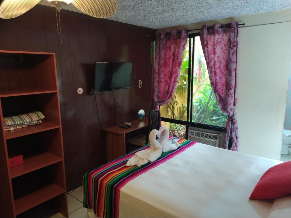 Hotel Antiguo Antiguo Cuscatlán 外观 照片