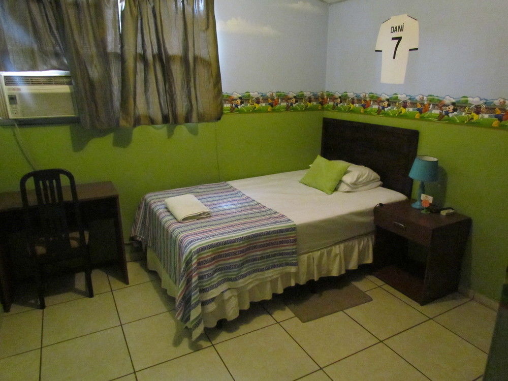 Hotel Antiguo Antiguo Cuscatlán 外观 照片