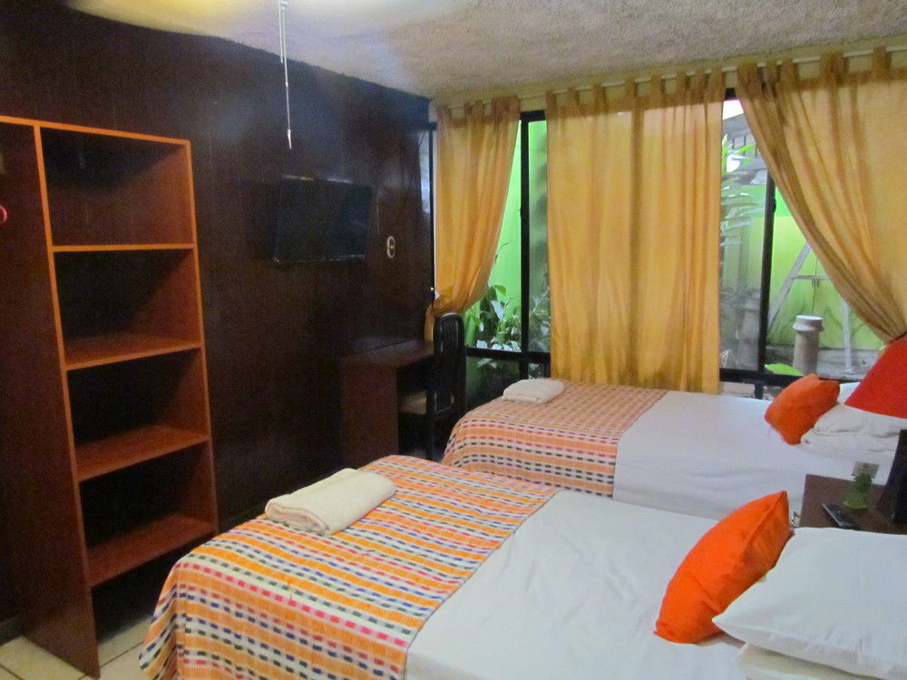 Hotel Antiguo Antiguo Cuscatlán 外观 照片