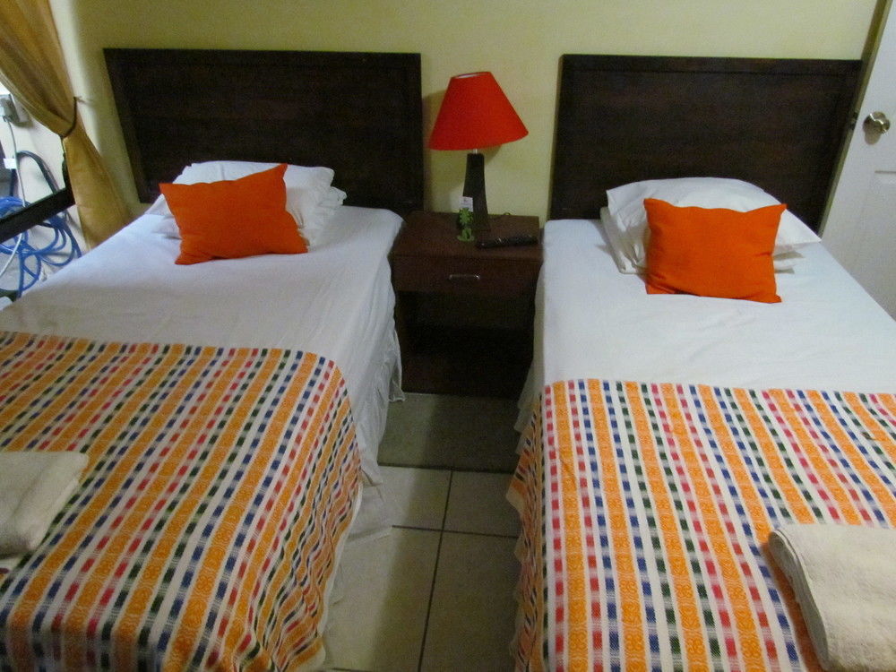 Hotel Antiguo Antiguo Cuscatlán 外观 照片