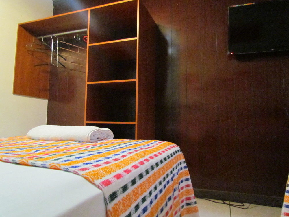 Hotel Antiguo Antiguo Cuscatlán 外观 照片