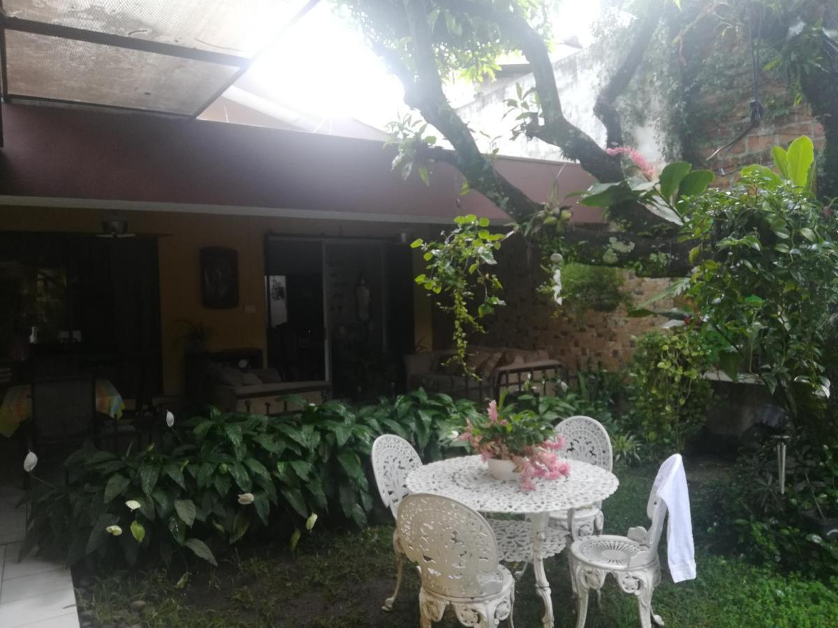 Hotel Antiguo Antiguo Cuscatlán 外观 照片